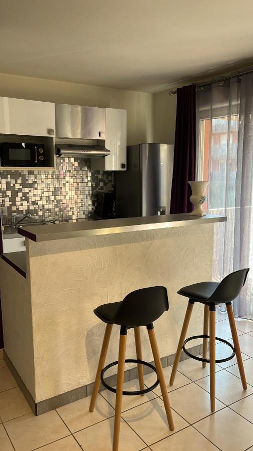 Superbe T2 A Balaruc Les Bains Apartment Exterior photo
